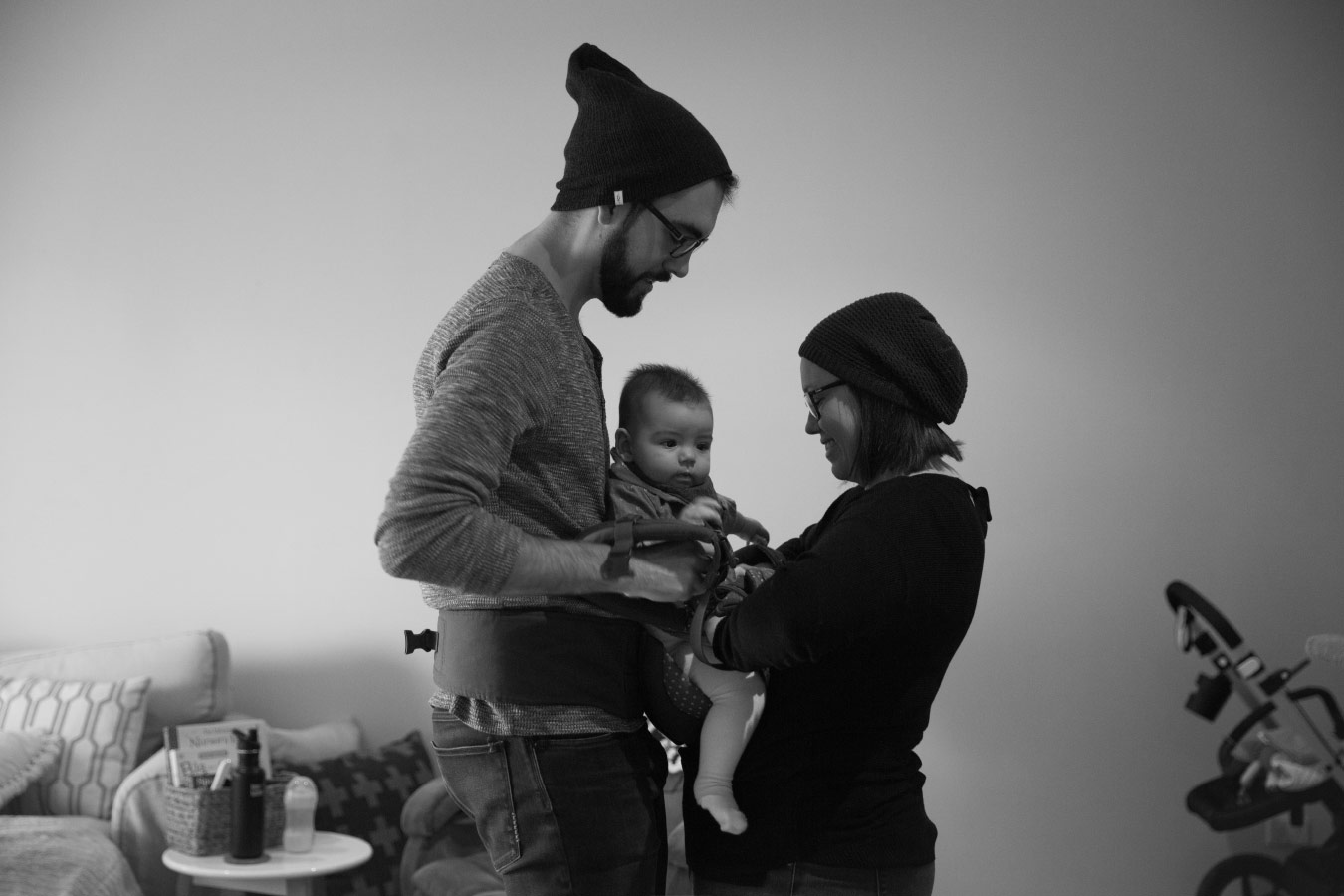 family-baby-photojournalism-documentation-natural-13